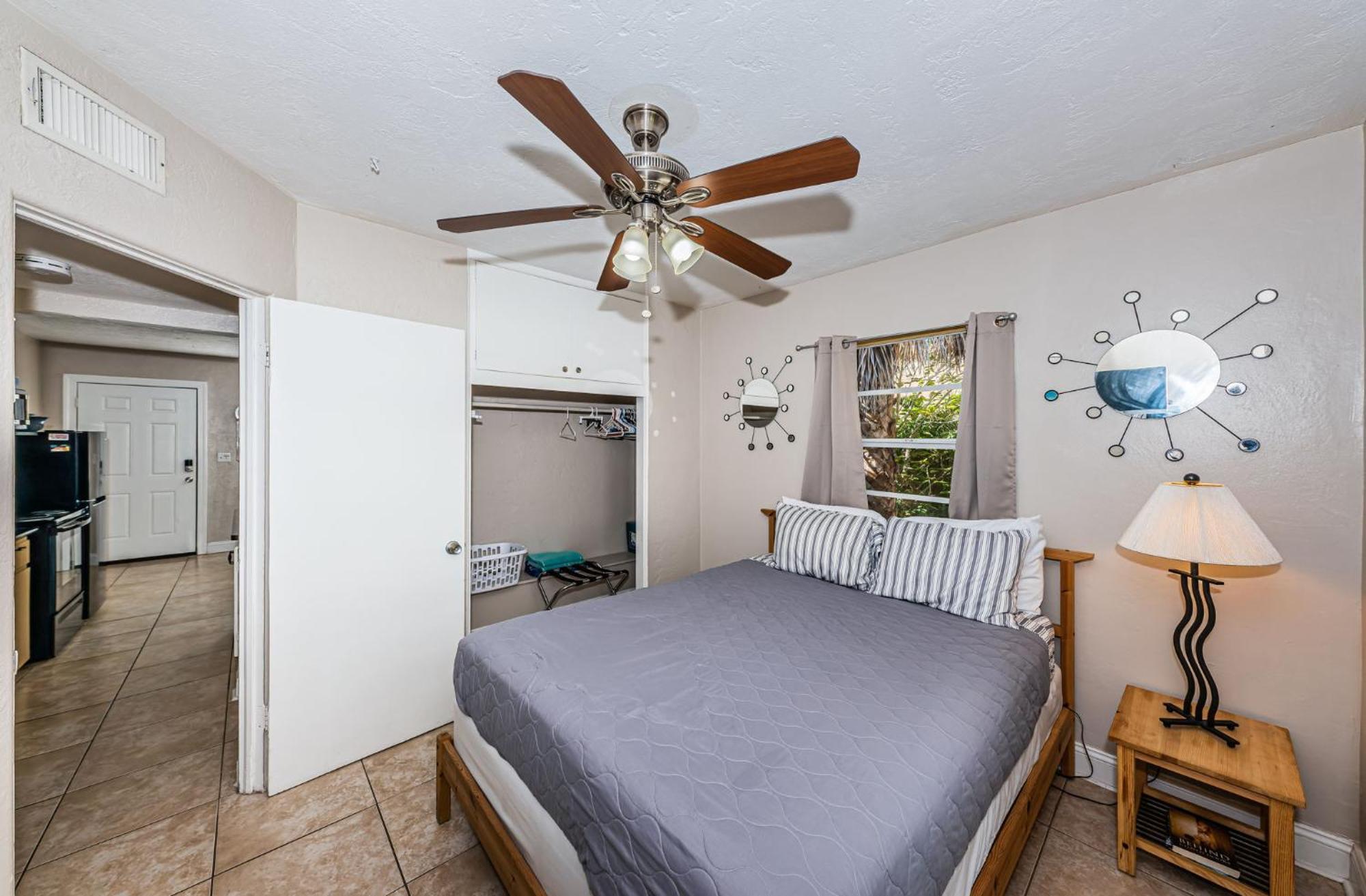 Tropical Blue Water Beachside 7 Clearwater Beach Exterior photo