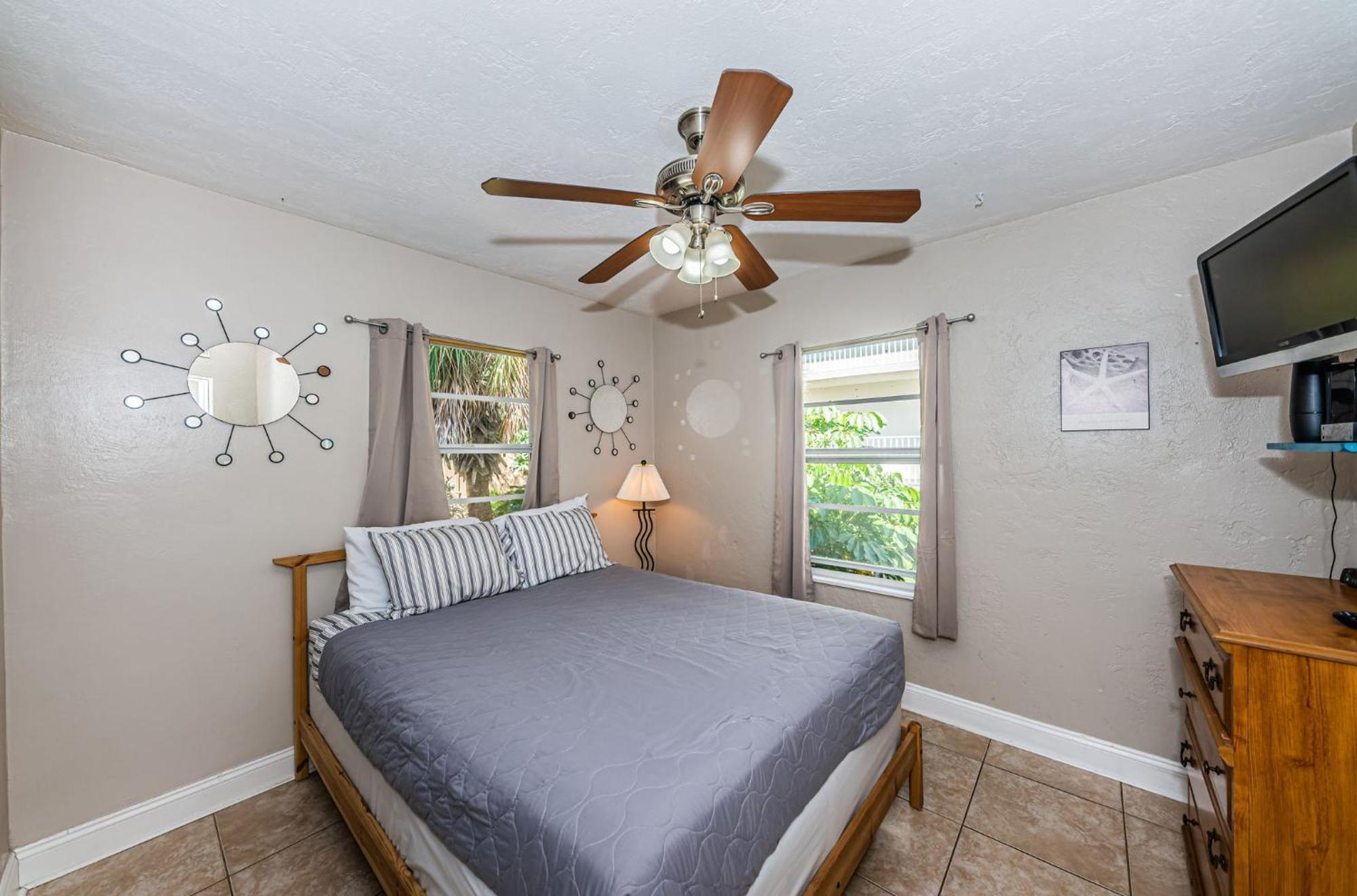 Tropical Blue Water Beachside 7 Clearwater Beach Exterior photo
